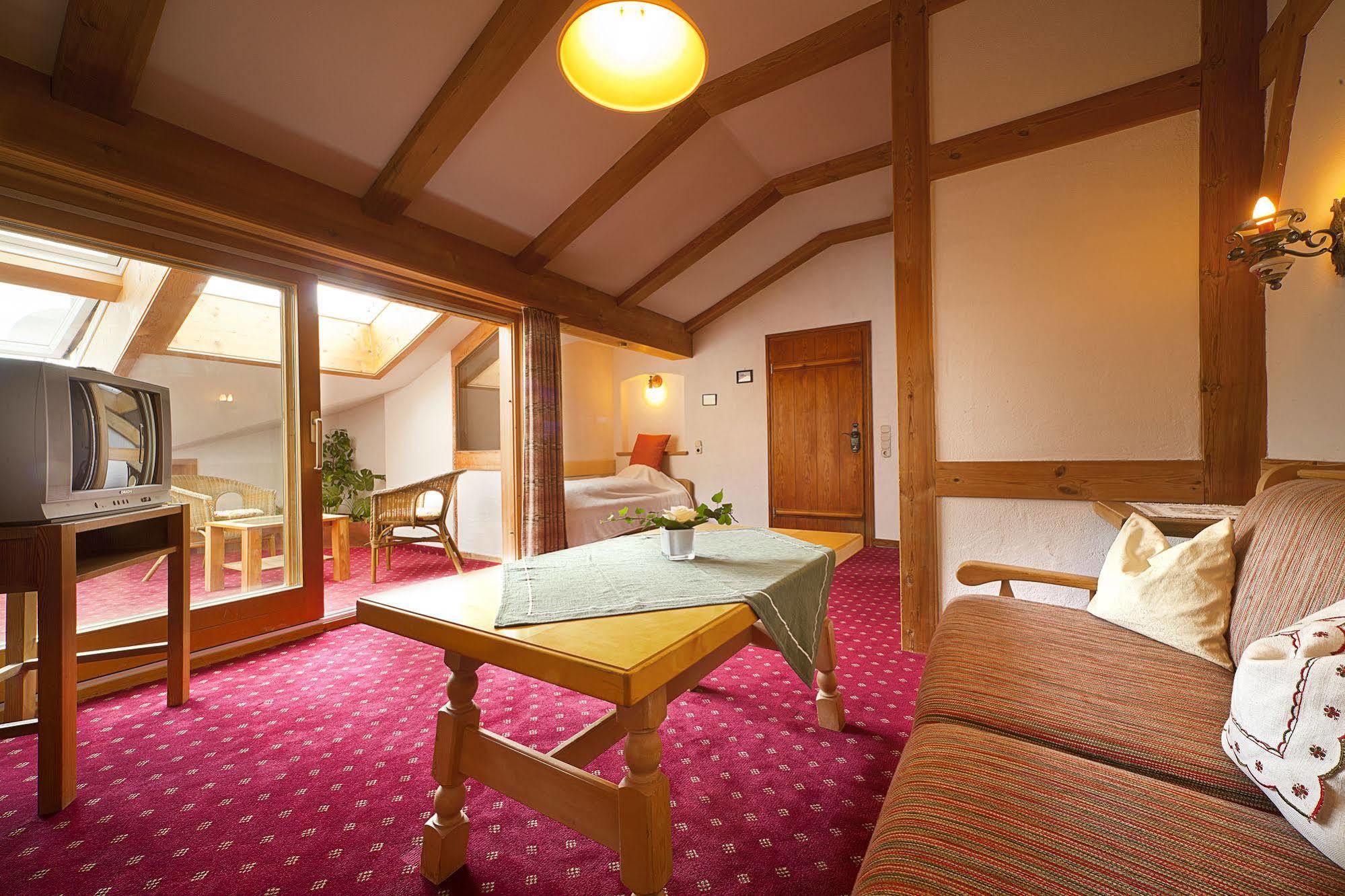 Landhotel Huberhof Schwangau Buitenkant foto